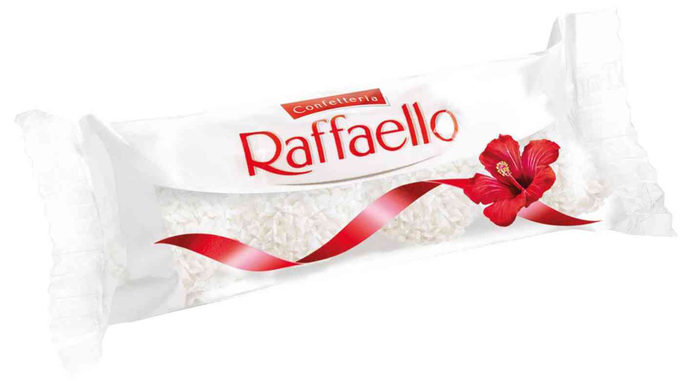 

Набор конфет Raffaello с цельным миндальным орехом в кокосовой обсыпке